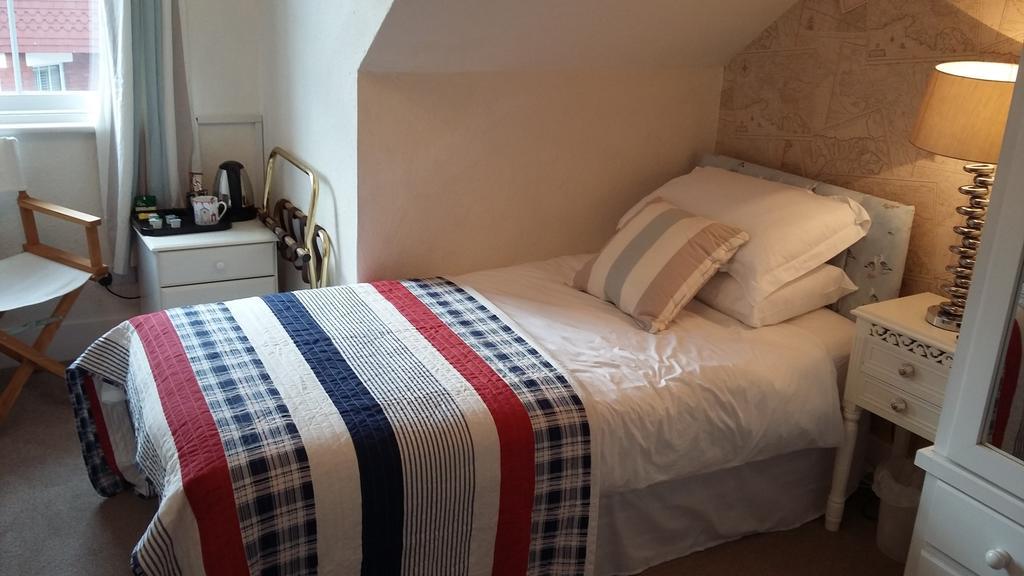 Cambridge House Guest House Eastbourne Cameră foto