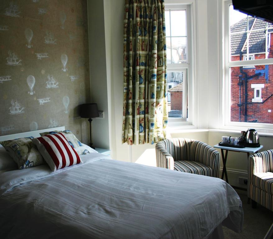 Cambridge House Guest House Eastbourne Cameră foto